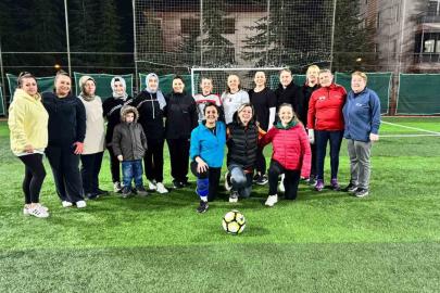 Kadınlar futbol maçıyla günlerini kutladı