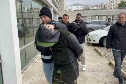 "Kahraman kurye" araç kundaklamaktan gözaltına alındı