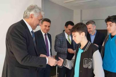 Kahta Belediyesi’nden YKS ve LGS öğrencilerine dijital destek