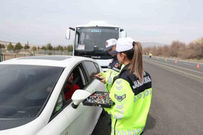 Kapadokya’da jandarmadan tatlı uygulama