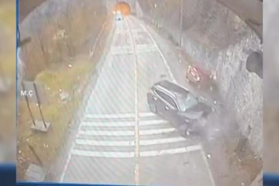 Karabük’teki feci kaza güvenlik kamerasına yansıdı