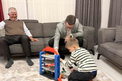 Kaymakam Kaptanoğlu Mardin’de şehit düşen Ergin’in ailesiyle iftar sofrasında buluştu