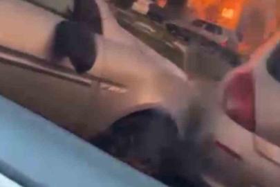 Kaza sonrası çocukların çığlıklarına rağmen kavga ettiler