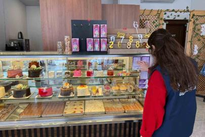 Kemer’de bayram öncesi market, fırın ve pastanelere sıkı denetim