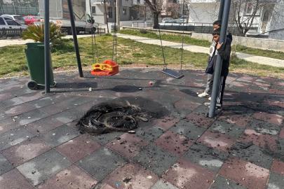 Keşan’da çocuk parkında yakılan ateş oyun gruplarına zarar verdi