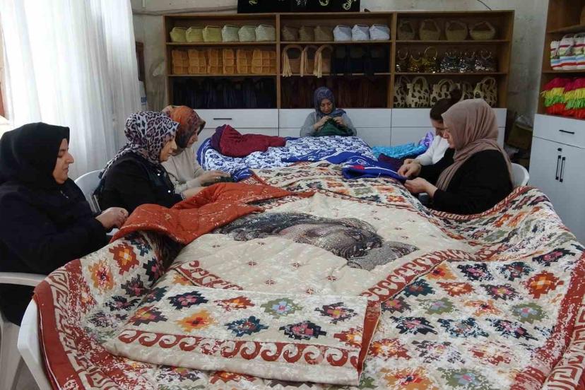 Kilis’te kadınların el emeğiyle yorgancılık yeniden canlanıyor