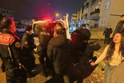 Komşuların gürültü tartışması tabanca ve bıçaklı kavgaya dönüştü: 7 gözaltı