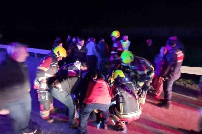 Kontrolden çıkan otomobil şarampole uçtu: 1 ölü, 5 yaralı