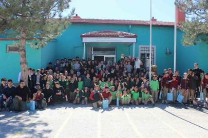 Konya’da öğrencilere bayram öncesi bayram sevinci yaşattılar