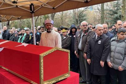 Konyalı şehit Uzman Çavuş Selman Akarsel son yolculuğuna uğurlandı