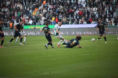 Konyaspor ile Kasımpaşa 30. randevuda