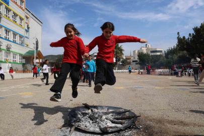 Kozan’da öğrenciler Nevruz’u coşkuyla kutladı