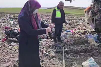 Lahana poşetinde sakladığı altınları çöpe atıldı