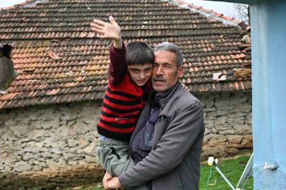 Manisa’da 600 aile takip bilekliğiyle rahat nefes aldı