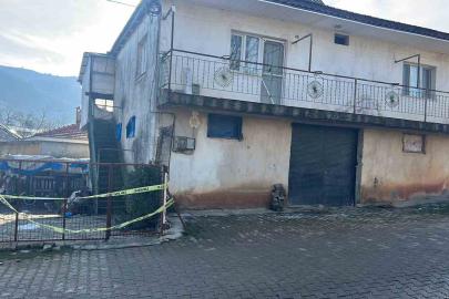 Manisa’da dehşet gecesi: Boşanma aşamasındaki eşini ve ailesini katletti