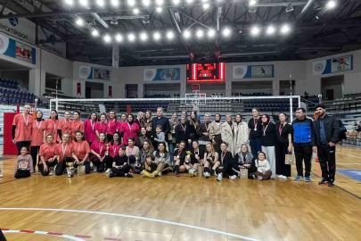 Manisa’da "Evinin Sultanları" 8 Mart’ta parkeye indi