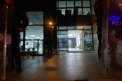 Marmaris’te kamu görevlisi 4 bin dolar rüşvet alırken suçüstü yakalandı