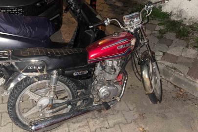 Marmaris’te motosiklet hırsızları polisten kaçamadı