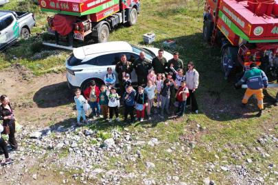 Marmaris’te öğrenciler fidanları toprakla buluşturdu