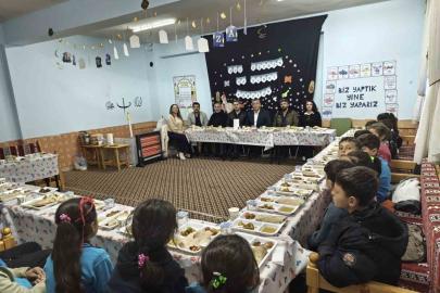Mazıdağı İlçe Milli Eğitim Müdürü Aydıner, öğrencilerle iftarda buluştu