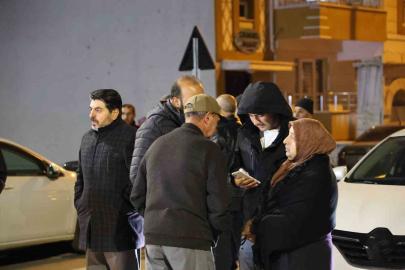 Mekke uçağını bekleyen umreciler şoka uğradı, soluğu karakolda aldılar