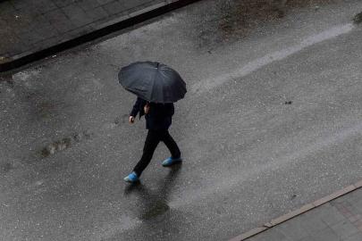 Meteoroloji uyardı: Adana’da salı hariç her gün yağış bekleniyor