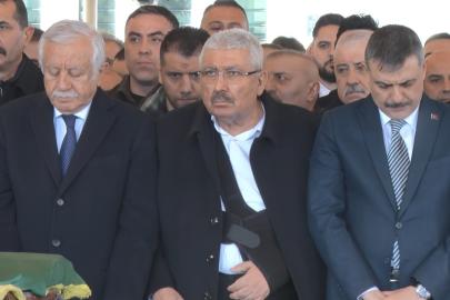 MHP Genel Başkan Yardımcısı Yalçın’ın annesi son yolculuğuna uğurlandı