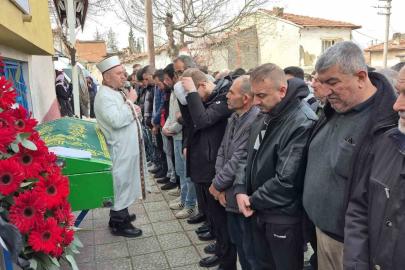 Motosiklet kazasında hayatını kaybeden 20 yaşındaki genç son yolculuğuna uğurlandı
