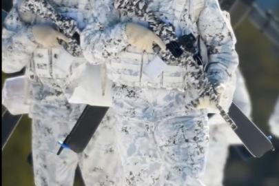 MSB komandoların Sarıkamış’ta dondurucu soğuktaki tatbikatını paylaştı