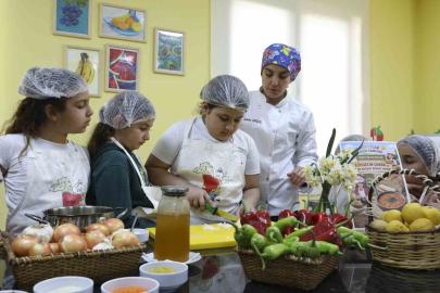 Mutfak Atölyesi çocuklara yeni beceriler kazandırıyor