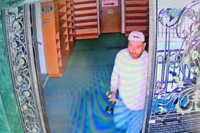 Oltalı hırsız camiden mikrofon çaldı