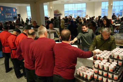 OMÜ’de 2 bin kişi aynı iftar sofrasında buluştu