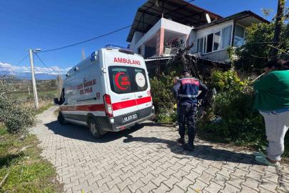 Önce karısını, sonra kendini vurdu