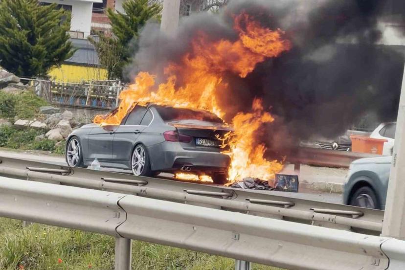 Ordu’da lüks otomobil alevlere teslim oldu