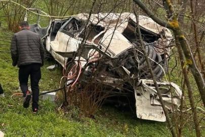 Ordu’da minibüs fındık bahçesine yuvarlandı: 2 yaralı