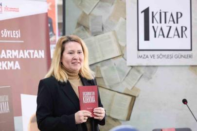 Osmangazi Belediyesi sevilen yazarları okurlarıyla buluşturuyor