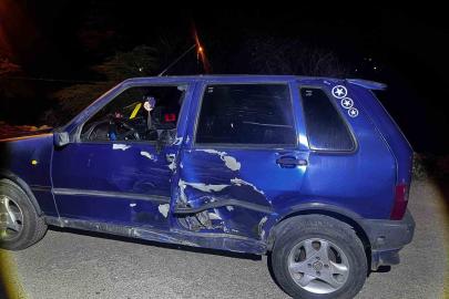 Otomobilin motosikletle çarpıştığı kazada 2 kişi yaralandı