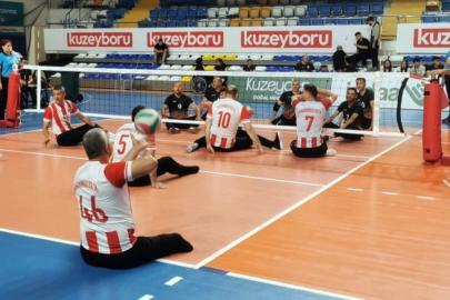 Oturarak Voleybol Süper Lig’inde Büyükşehir Belediyespor rüzgârı