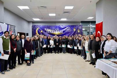 Rektör Prof. Dr. Altun; çeşitli alanlarda ödül alan akademisyenlerle bir araya geldi