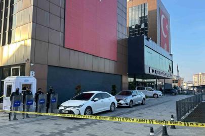 Rüşvet operasyonunda ekiplerin çalışmaları sürüyor