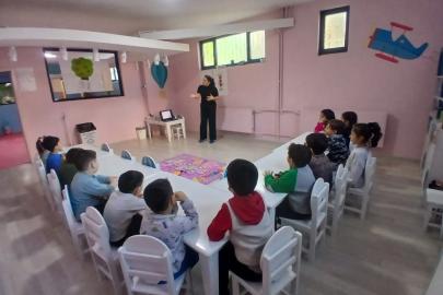 Sağlık personelinden minik öğrencilere hijyen eğitimi