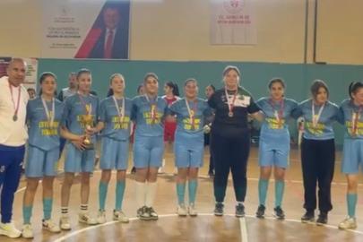 Salihli’nin yıldız kızları Manisa’da şampiyon