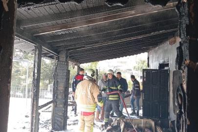Samandağ’da müstakil evde yangın çıktı