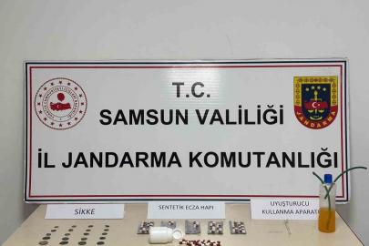 Samsun’da jandarma uyuşturucu ve kaçak ürün ele geçirdi