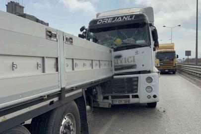 Samsun’da tır tıra arkadan çarptı