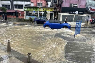 Sarıyer’de rögarlar taştı: Bir iş yerini su bastı, dükkan sahibi İSKİ’ye tepki gösterdi