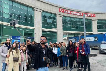 Sarp Sınır Kapısı’nda yolcu geçişi 5 milyonu aştı