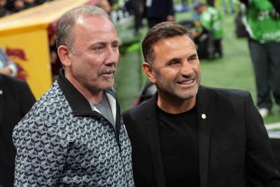 Sergen Yalçın, Okan Buruk’a karşı üstün