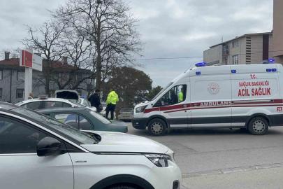 Sinop’ta devrilen elektrikli motosikletin sürücüsü yaralandı