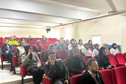 Sinop’ta narkotik ekiplerinden velilere "zehir" eğitimi